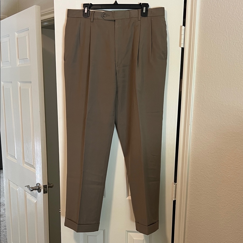 Jos. A. Bank Men's Dark Khaki Dress Pants
